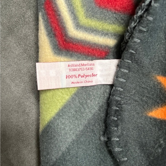 St. Labre Indian School Fleece Throw Blanket - Picture 7 of 7